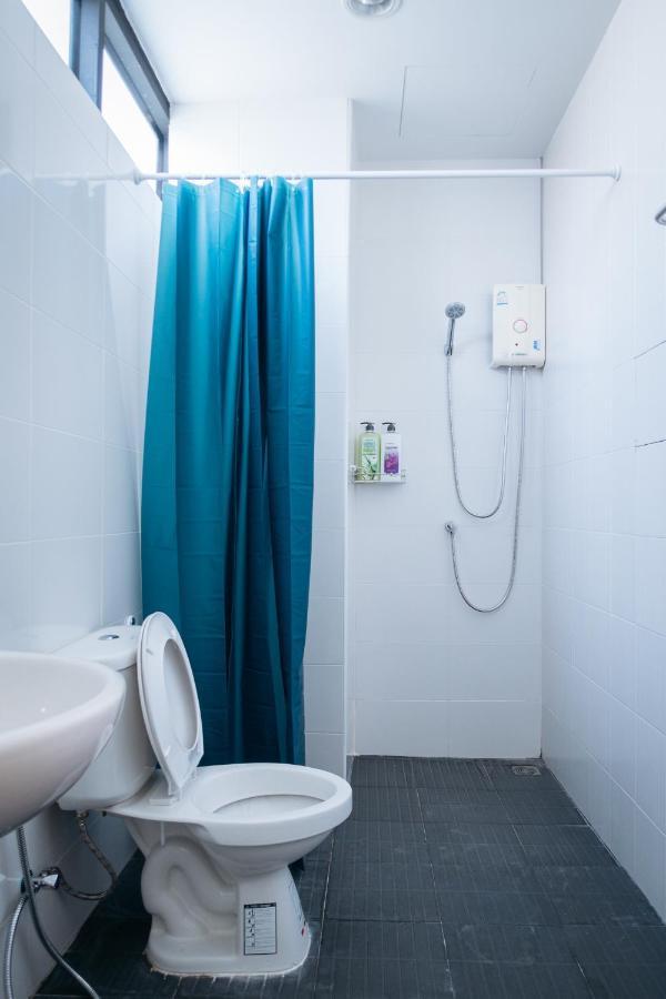 T3 Two Bedrooms Wifi Full Kitchen 1 Min To Bts Bangkok Kültér fotó